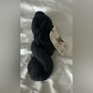 Illimani Royal Alpaca Yarn: (Colour: 404) -1 Skein